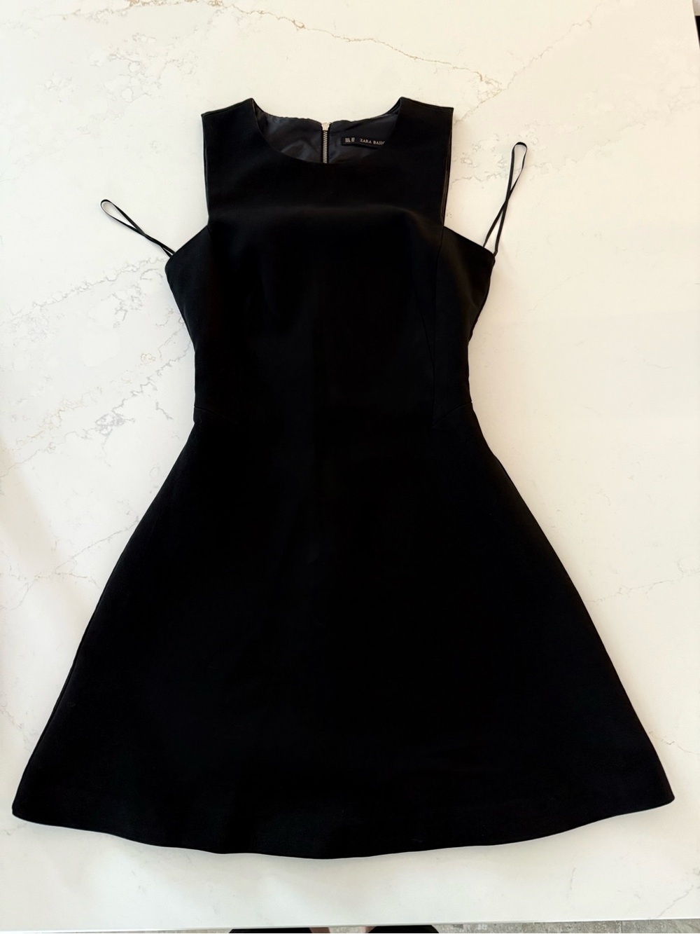 Zara Basic Black Fit & Flare Dress Women’s Sleeveless Cocktail Party Dress - Picture 1 of 4